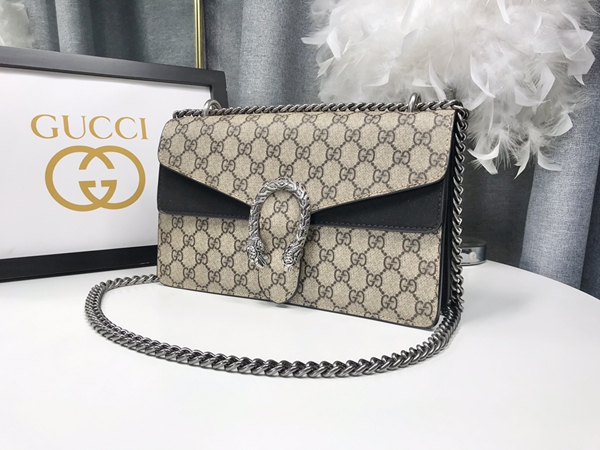 激安グッチバッグコピー側面デザイン